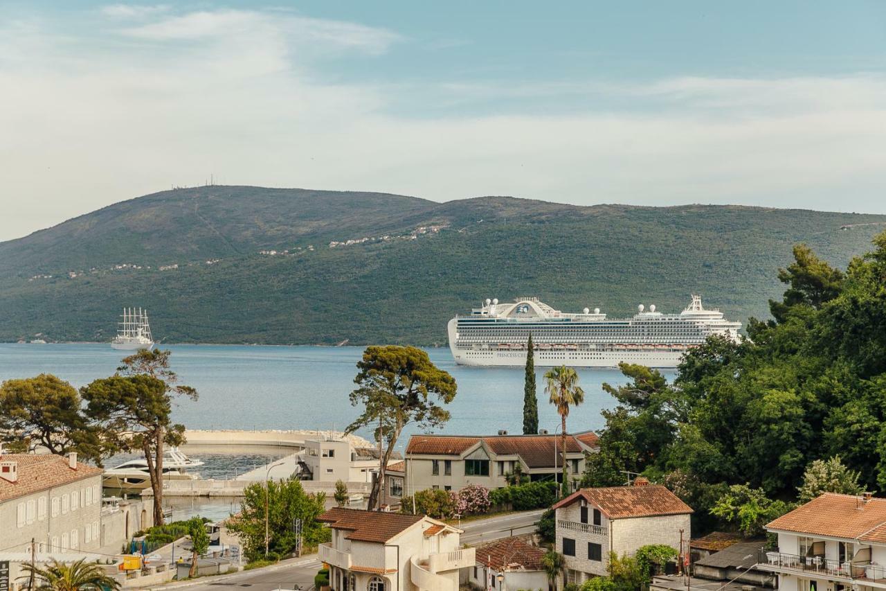 Centar Novi Hotel Herceg Novi Exterior foto